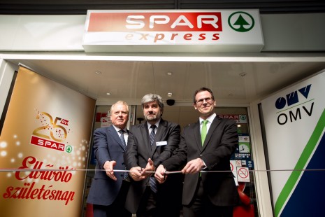 Az 50. Spar express-koncepció szerinti ÖMV-shop megnyitója a Budafoki úton.